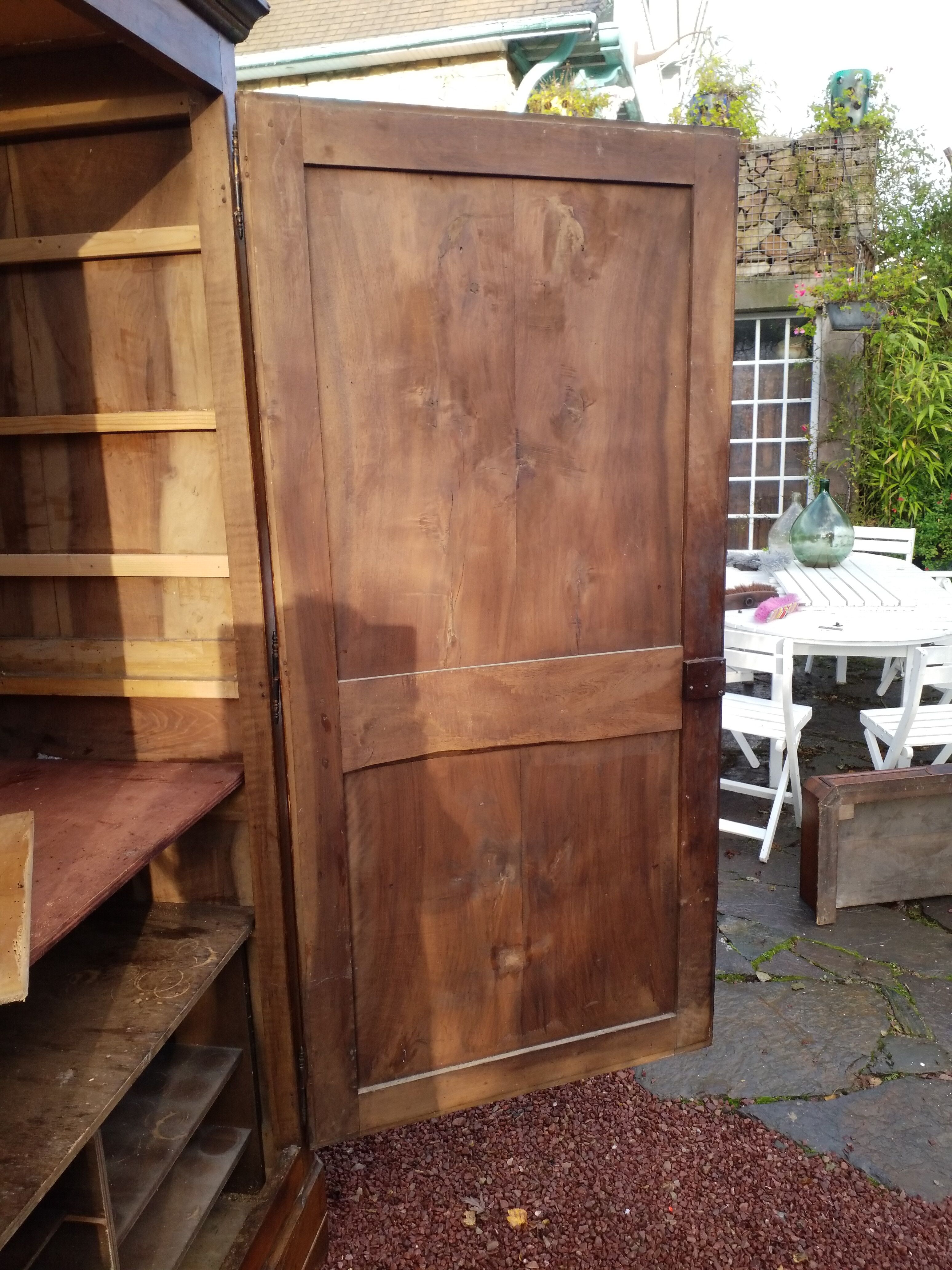 Elm magnifying glass bonnetière