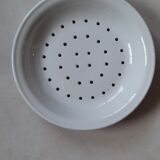 Flat drainer in faience Apilco