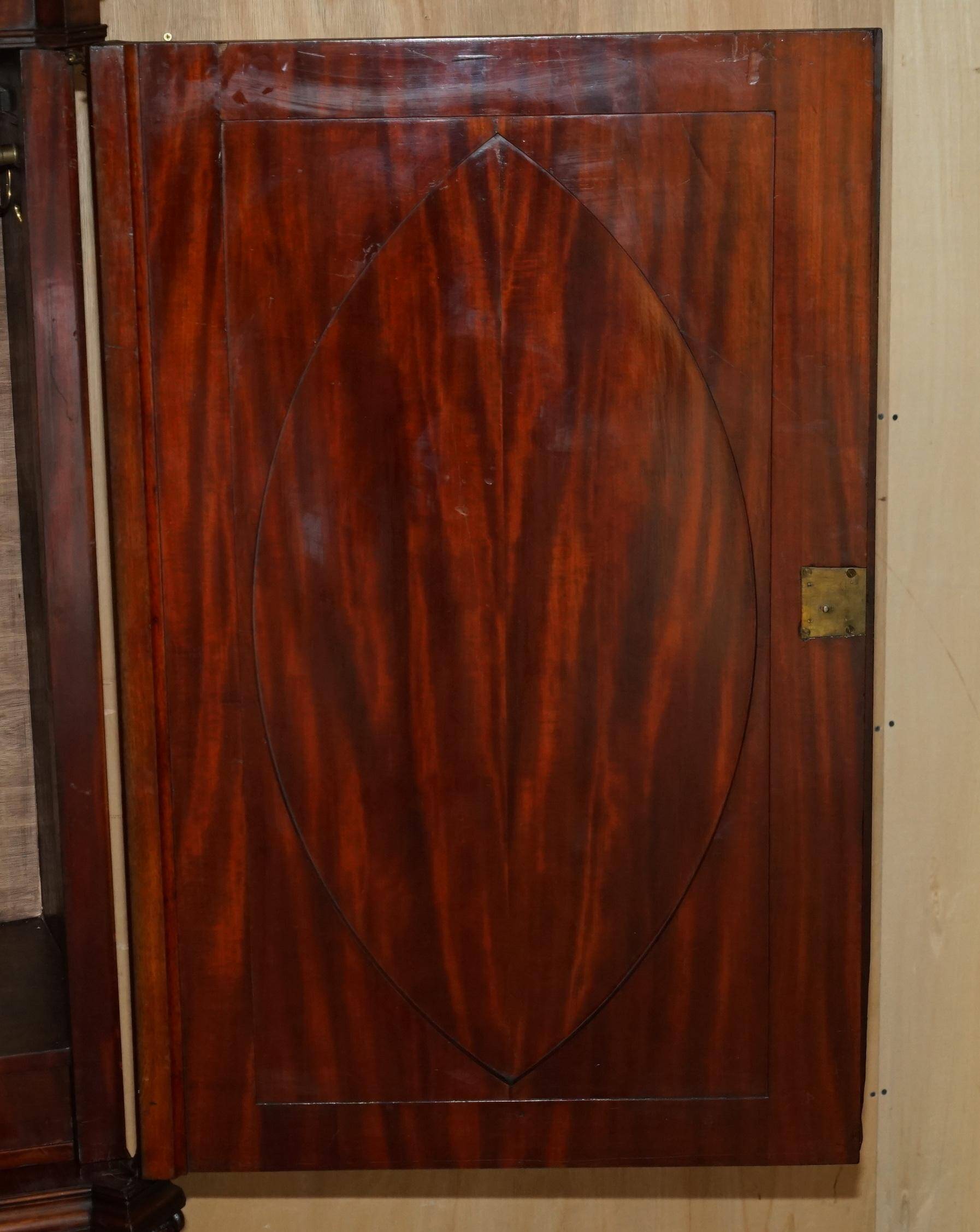 Thomas Chippendale Antique Linen Armoire 18th Century circa 1760