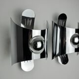 Pair of space age wall lights, chromed metal, Italy, 1970