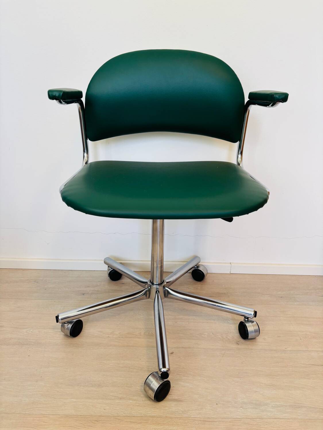 Fully Restored Kovona Green Office Chair from Czechoslovakia 1970’s