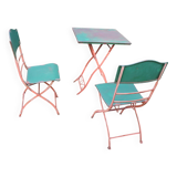 Mid century distressed painted iron garden table and 2 chairs, 1960s