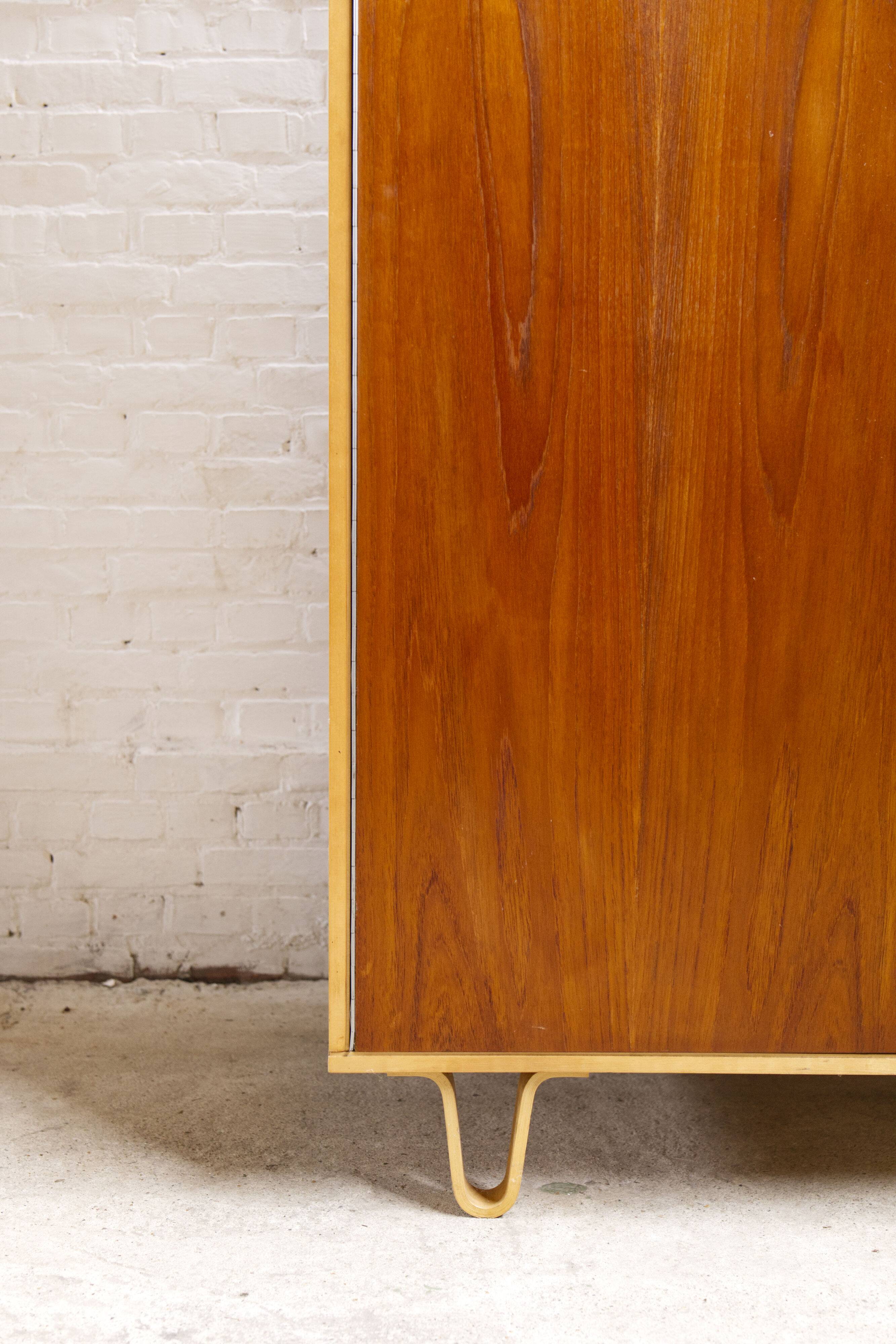 Armoire KB33, par Cees Braakman pour Pastoe, années 1950