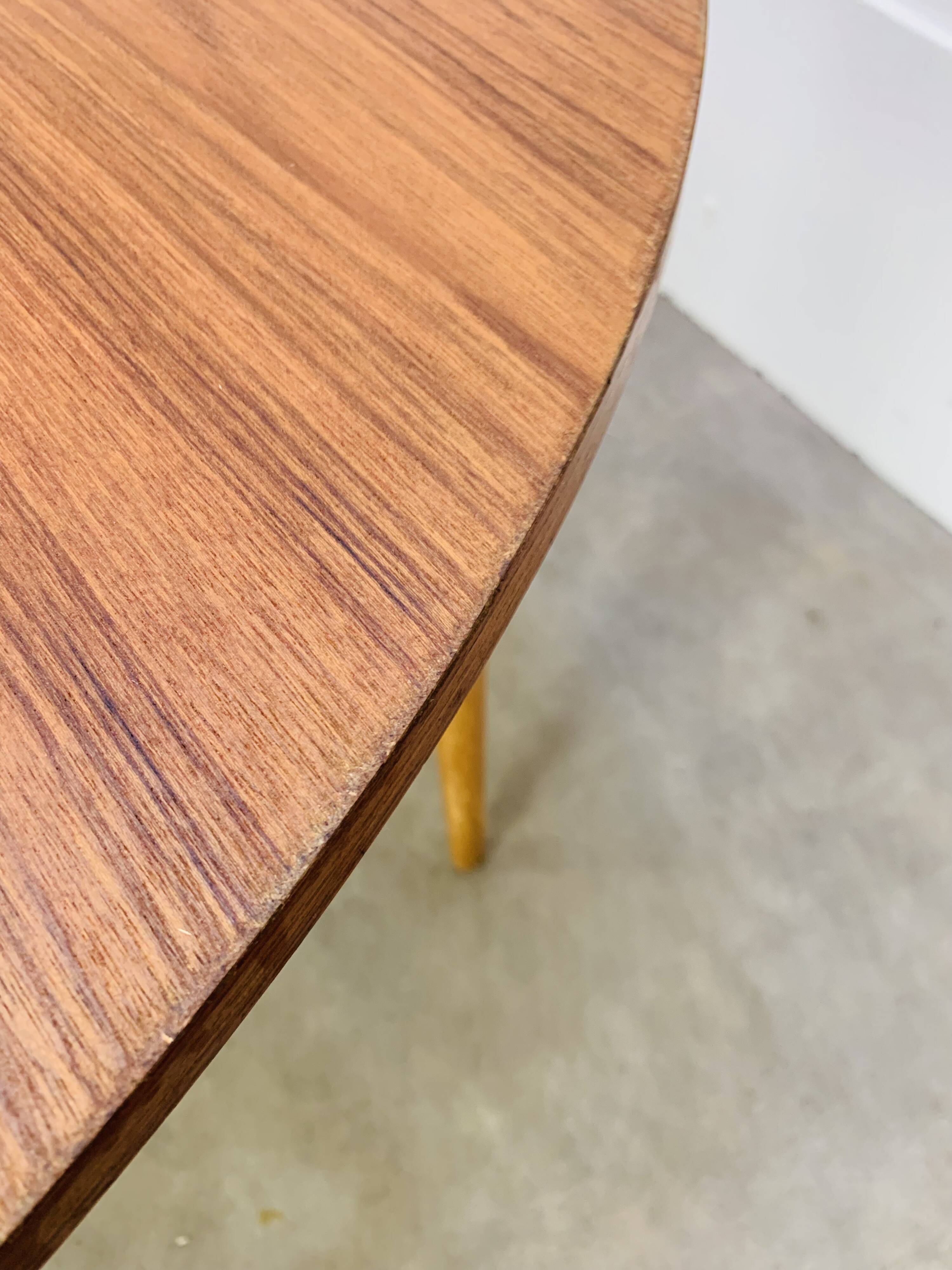 Round extendable Scandinavian table, teak, 1960s
