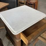 Paire de tables de chevet anciennes