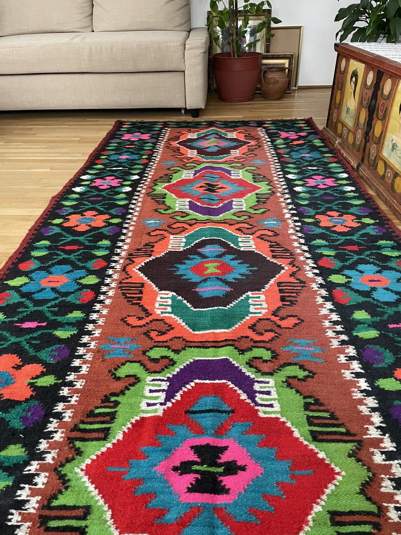 Moldavian runner rug with stylized flowers and geometric design