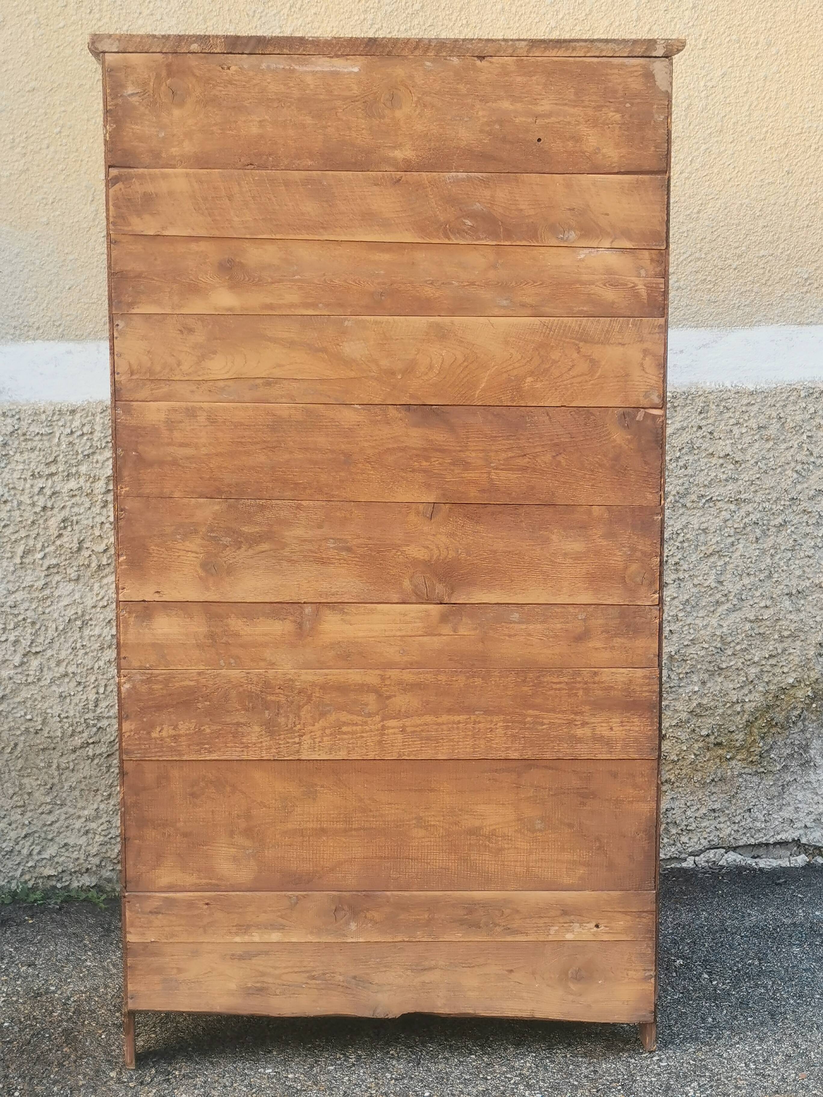 Antique sideboard with 1 door