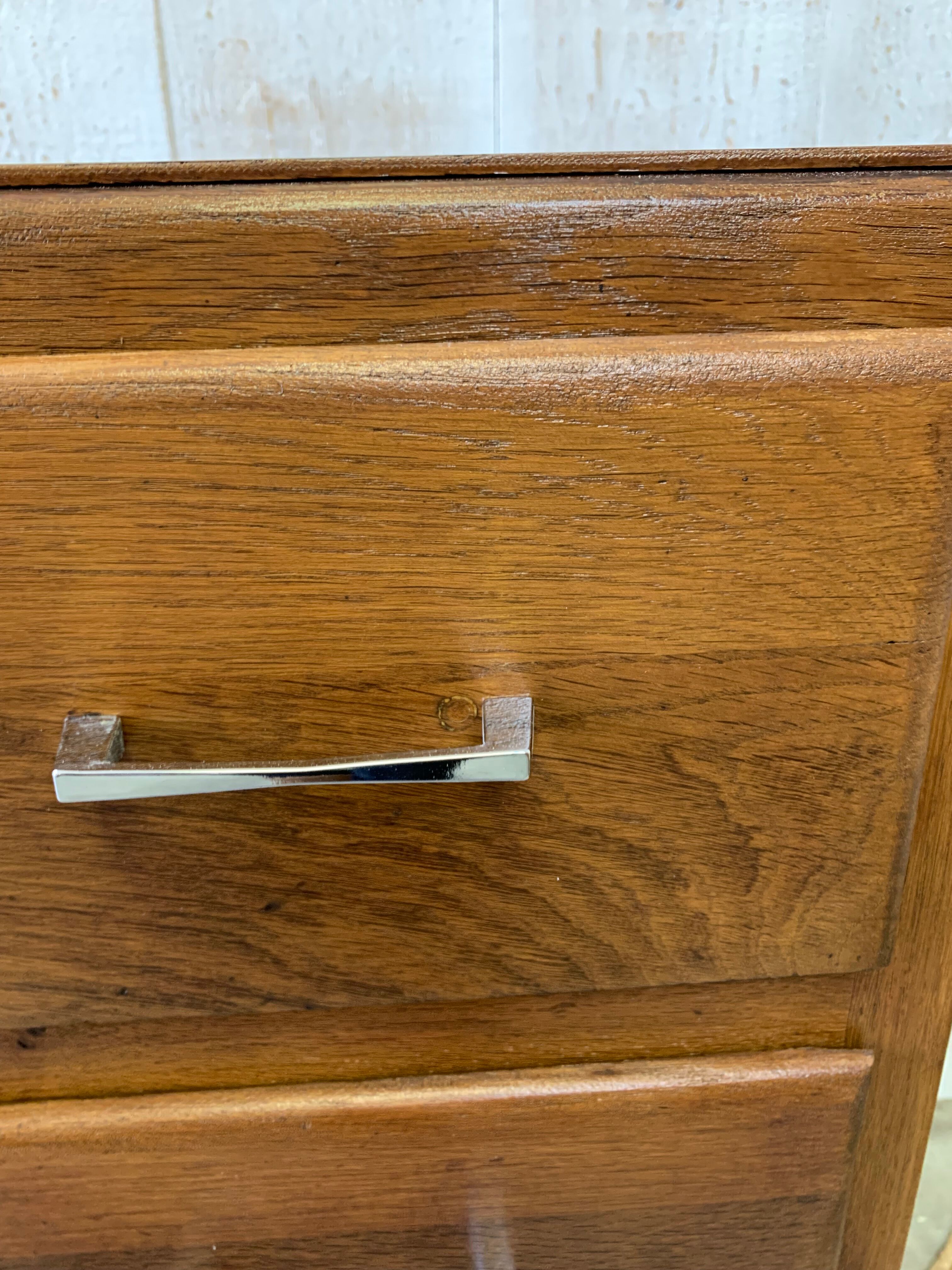 Compass foot dresser