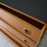 Chest of drawers 60 feet spindle
