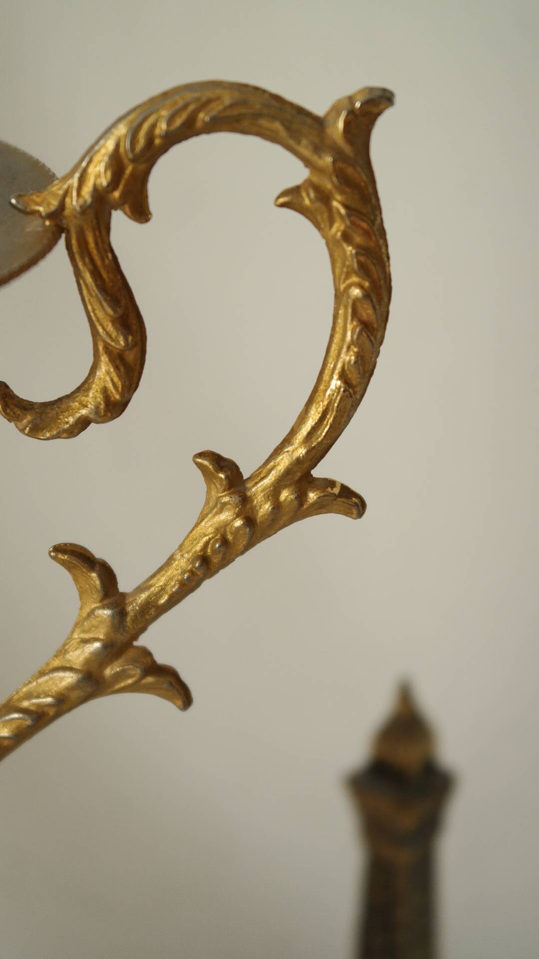 Amphore en onyx et etain vintage