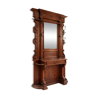 Cloakroom / umbrella stand