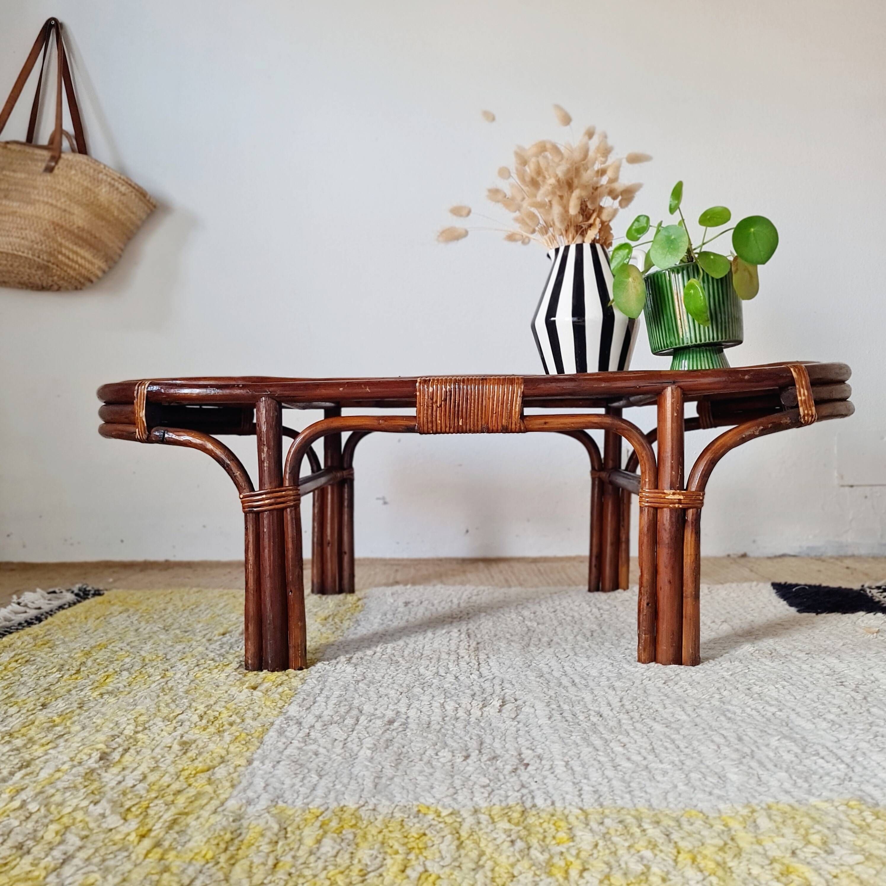 Grande table basse ancienne en rotin et cannage – Esprit bohème