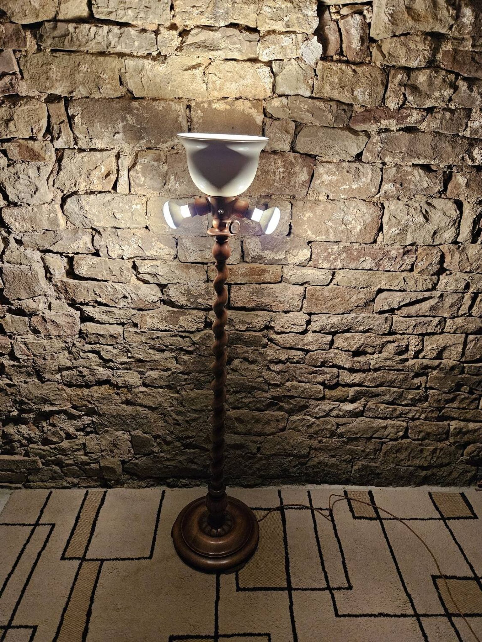 Lampadaire bois touné  Art Déco 1960