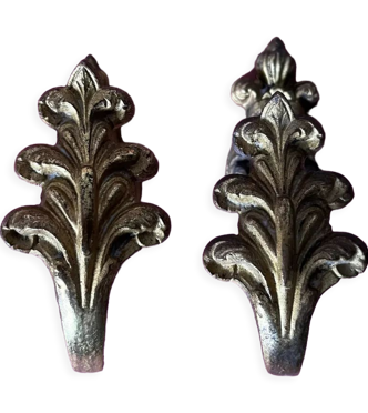 Paire d’embrasses bronze doré
