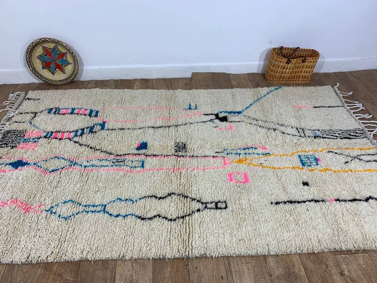 Handmade Moroccan Berber rug 260 x 150 cm