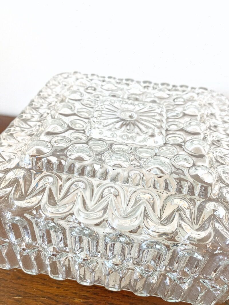 Ceiling lamp or wall lamp in square glass