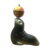 Lehmann friction sea lion toy