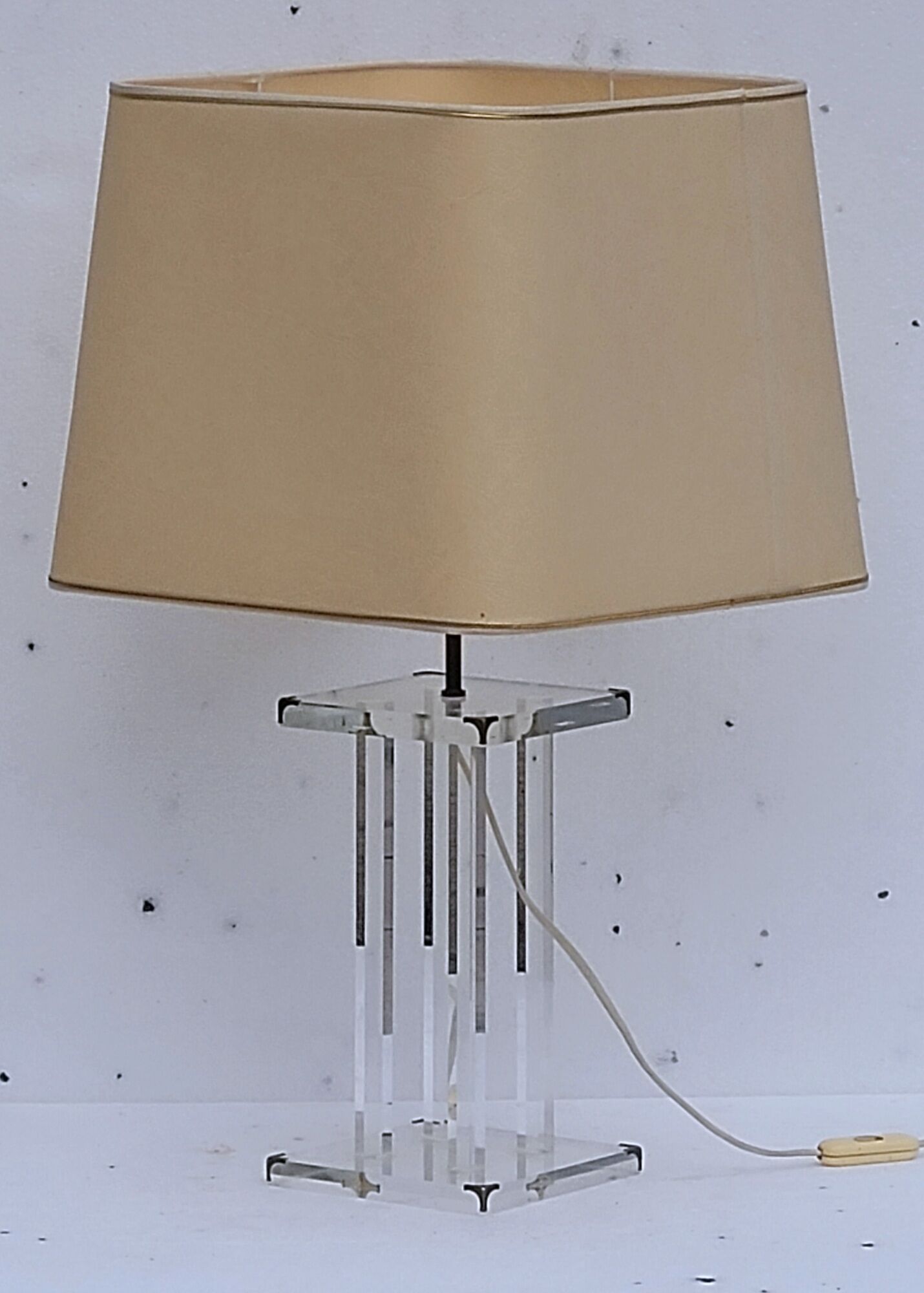 Vintage 1970 plexiglass lamp by David Lange for Roche Bobois