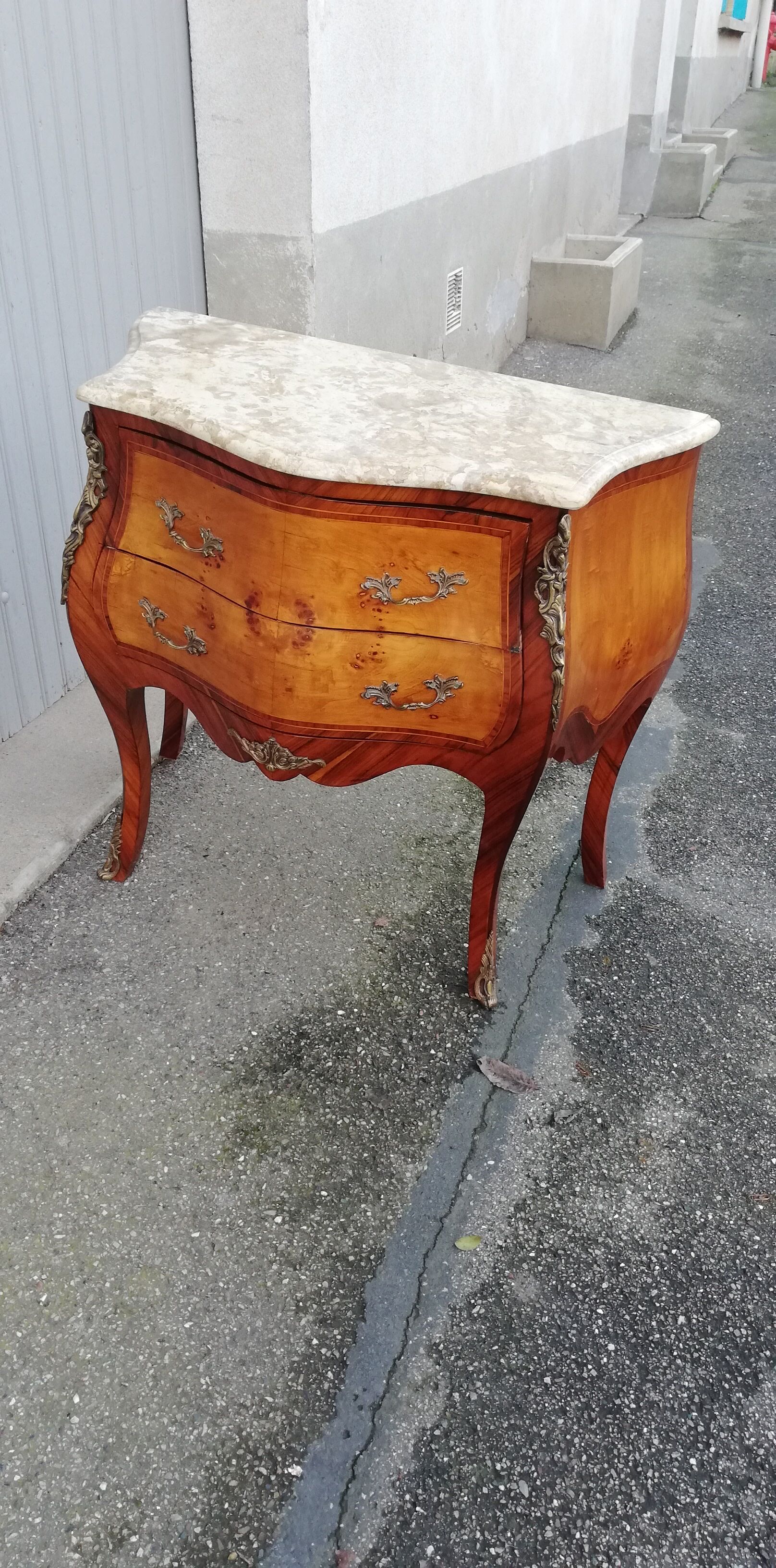 Louis XV style chest of drawers
