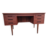 Scandinavian double-sided desk