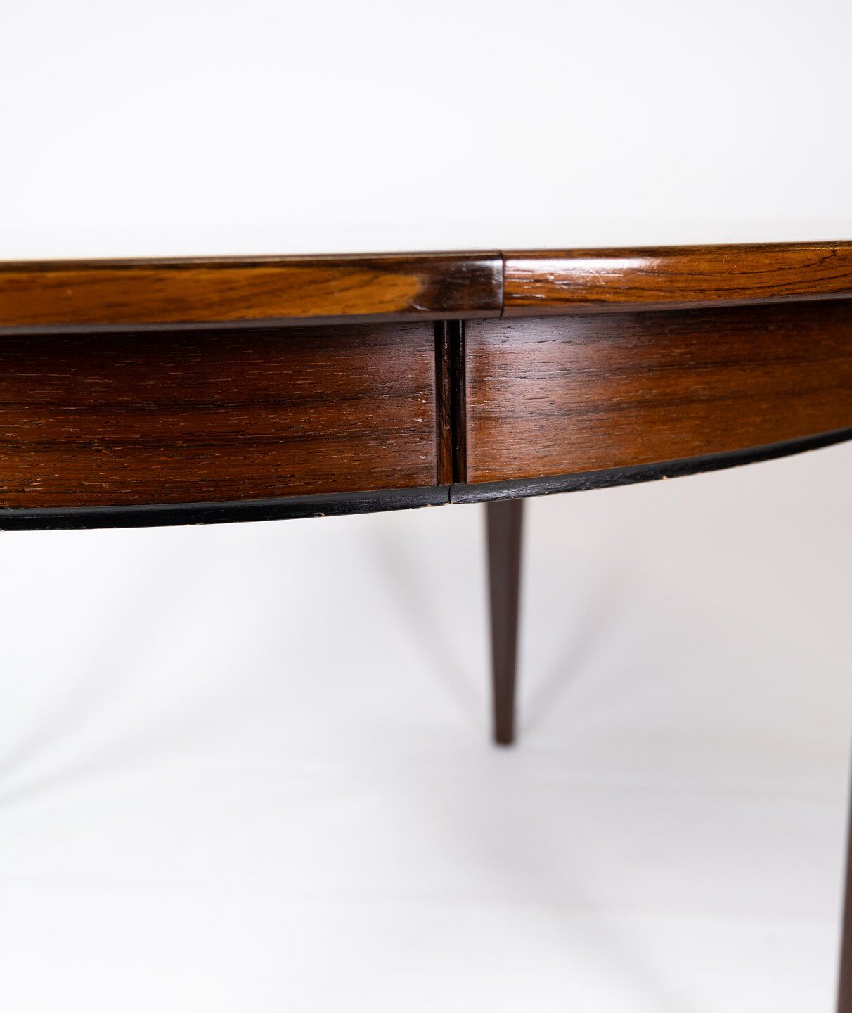 Dining table in rosewood designed by Omann Junior from the 1960s