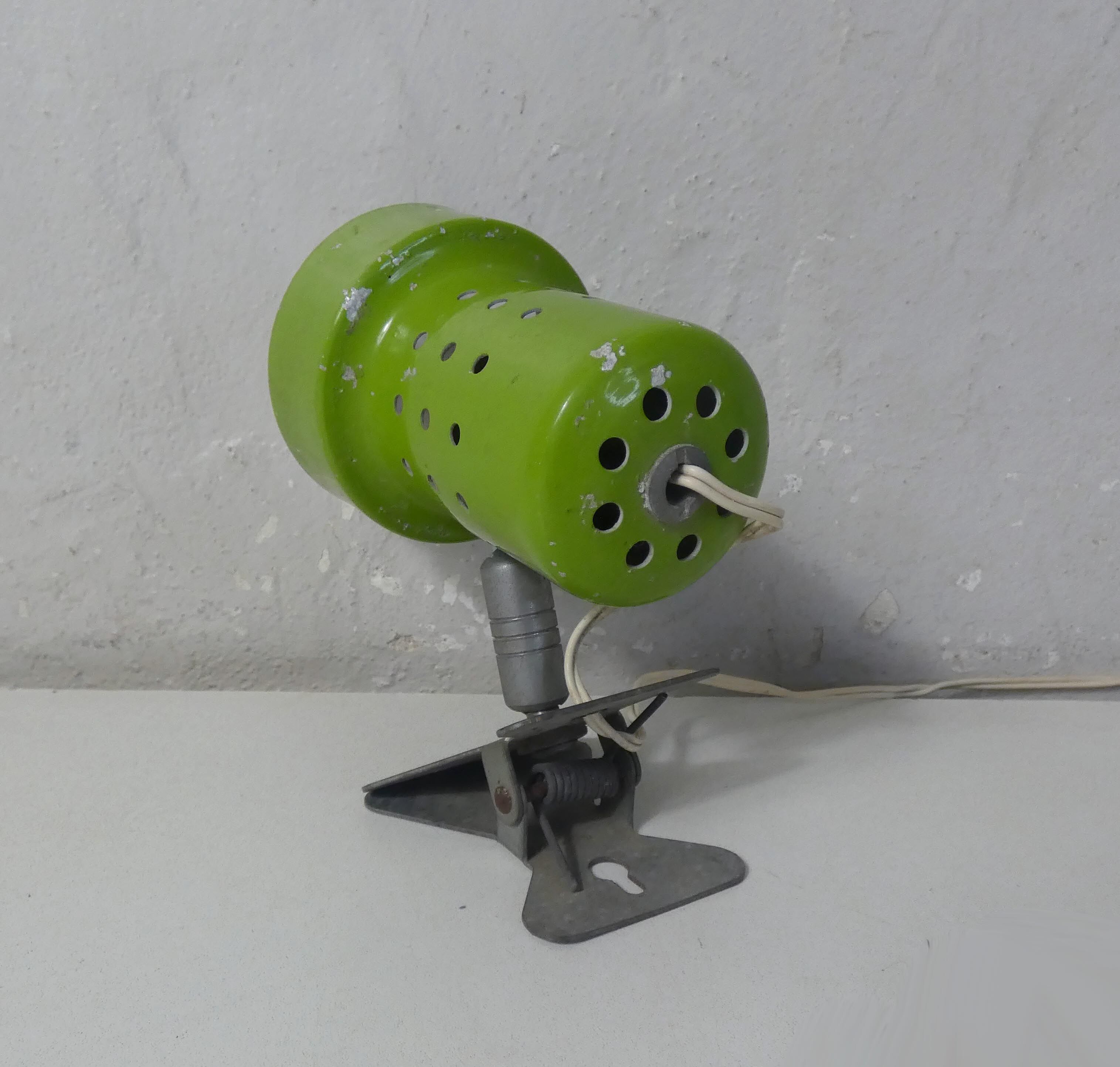 Green clamp lamp
