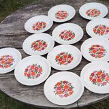 Set of 12 dessert plates, Giens earthenware