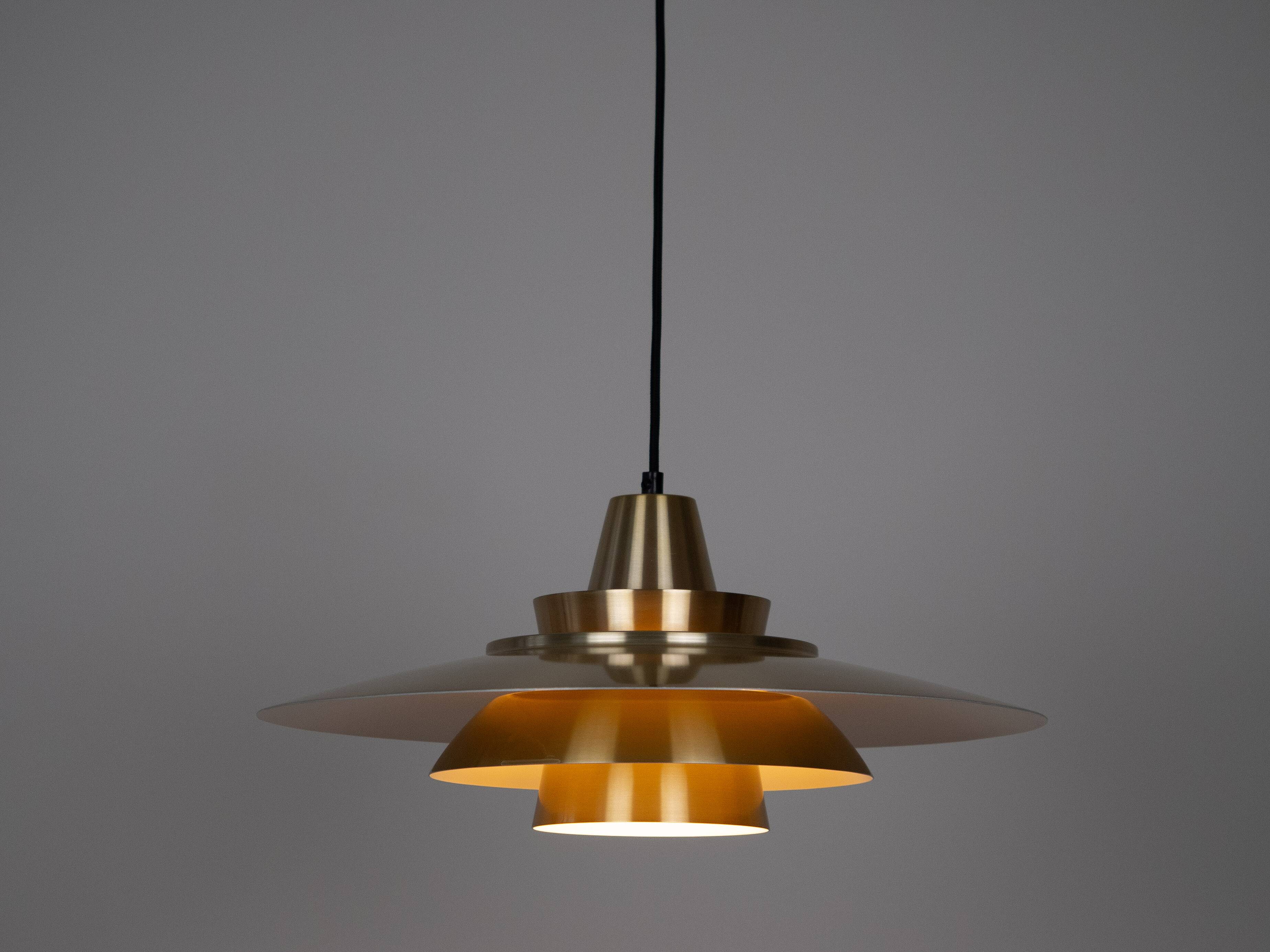 Danish vintage pendant lamp Superlight by David Mogensen, 1980s