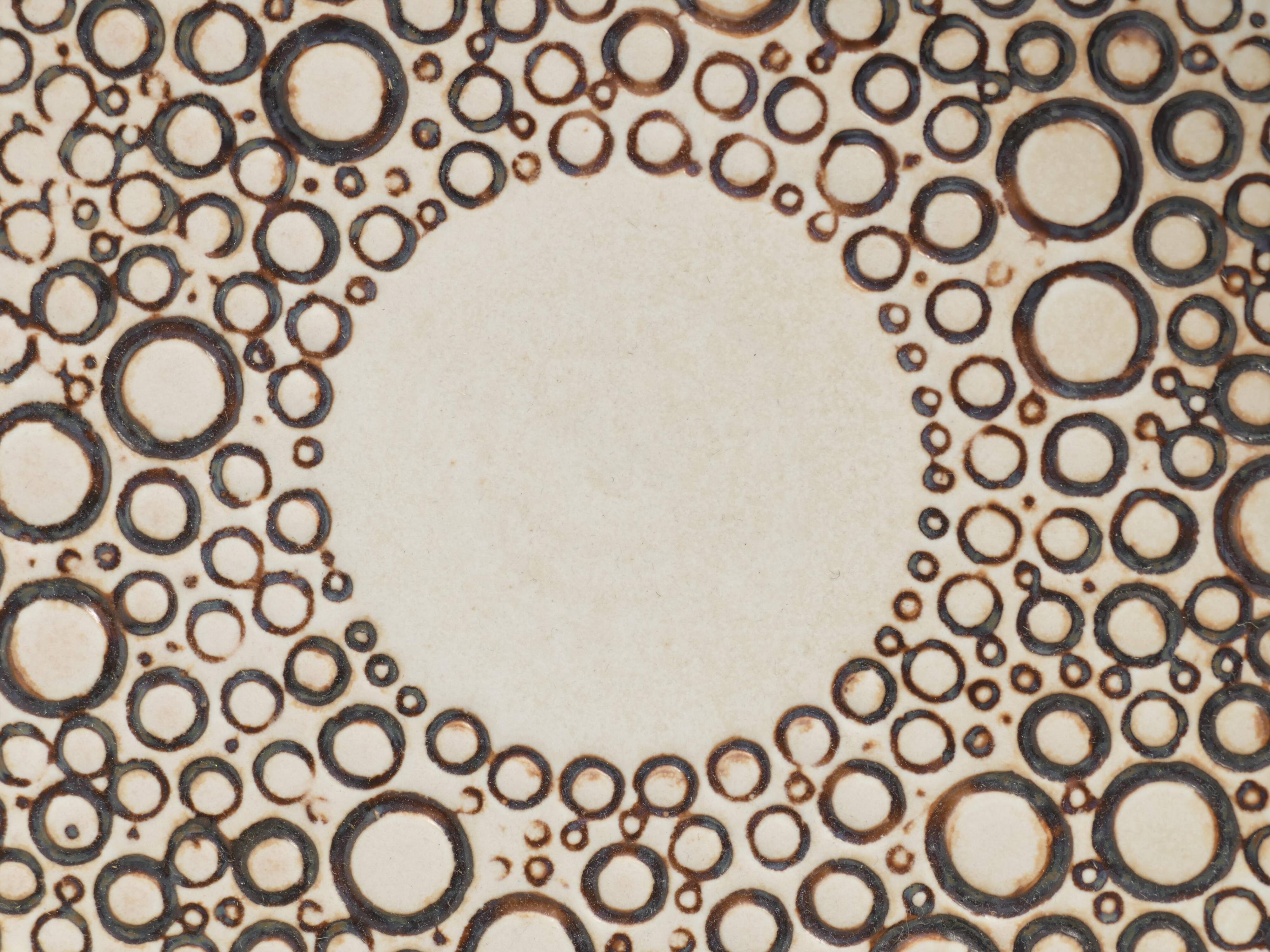 Scandinavian Modern Stoneware Plate "Mykene", Britt-Louise Sundell, Gustavsberg