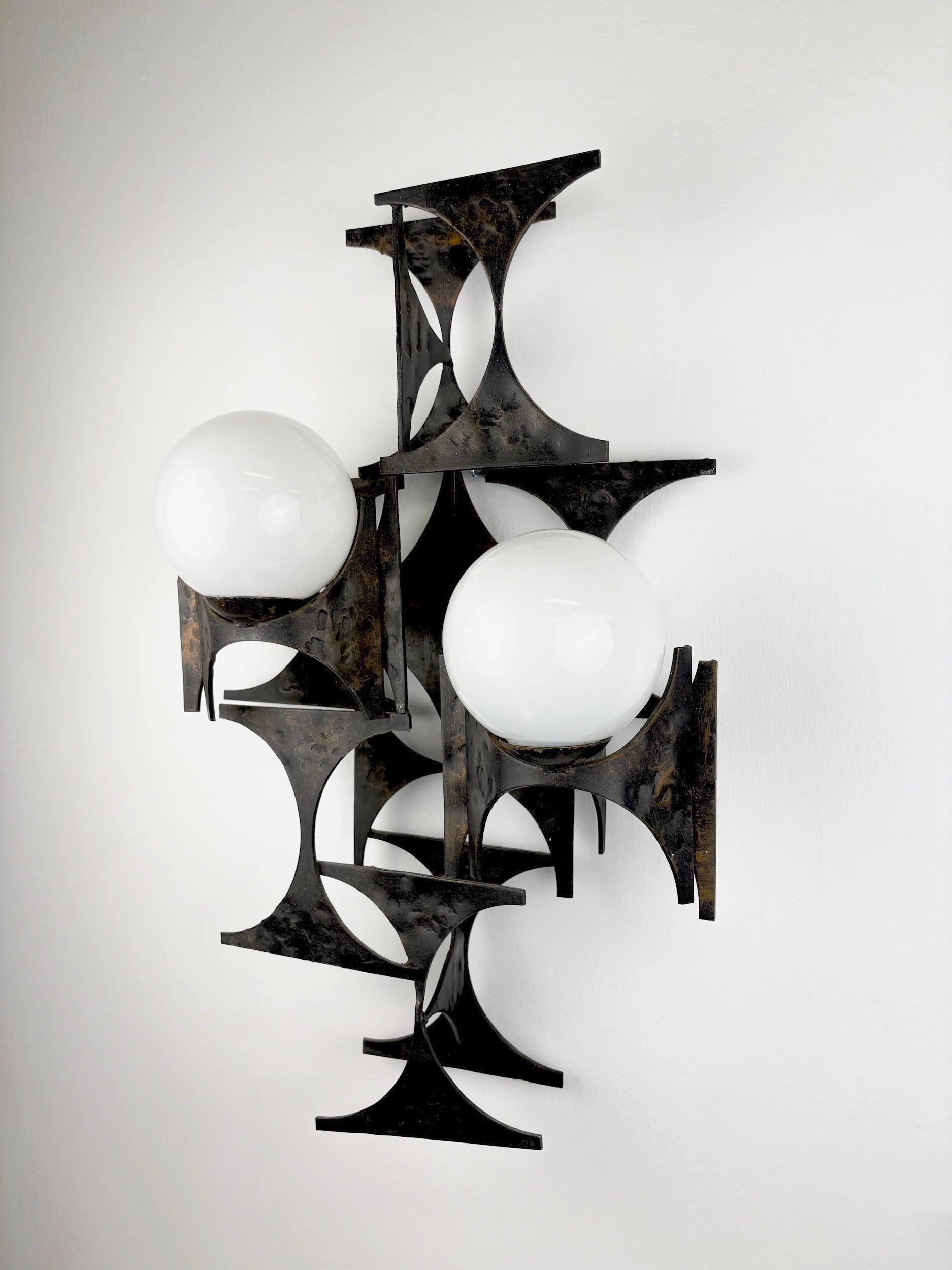 Large brutalist & sculptural wall light by Marc Weinstein, Germany, 1960s