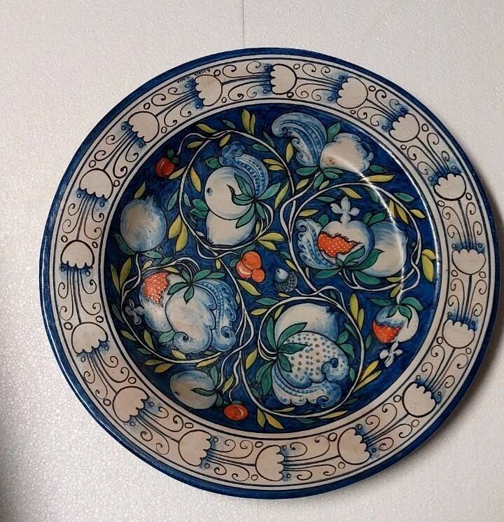 Large painted plate G. Licata Sciacca