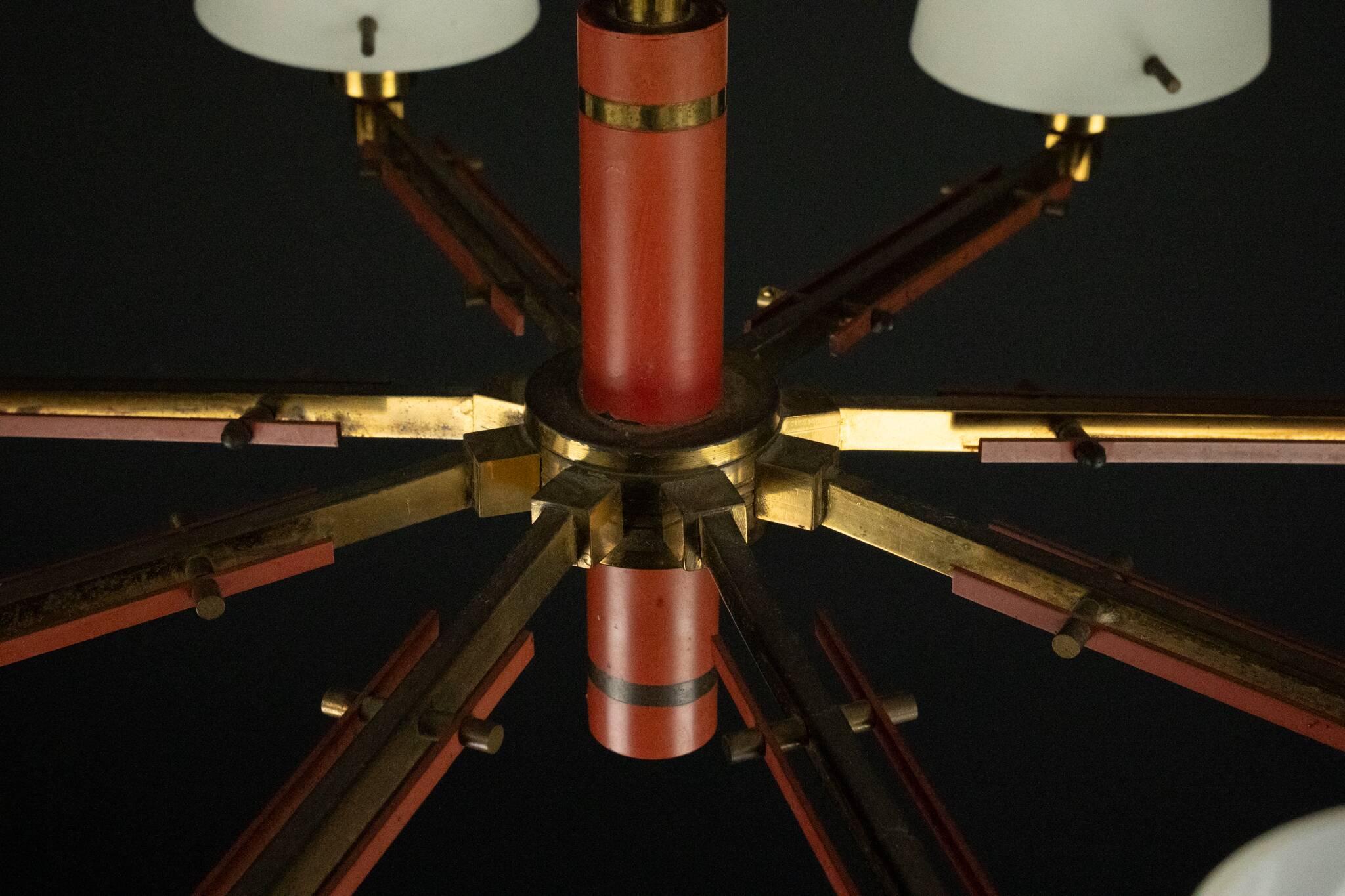 Mid-Century 8 arms Stilnovo chandelier in opaline, brass and red lacquer.