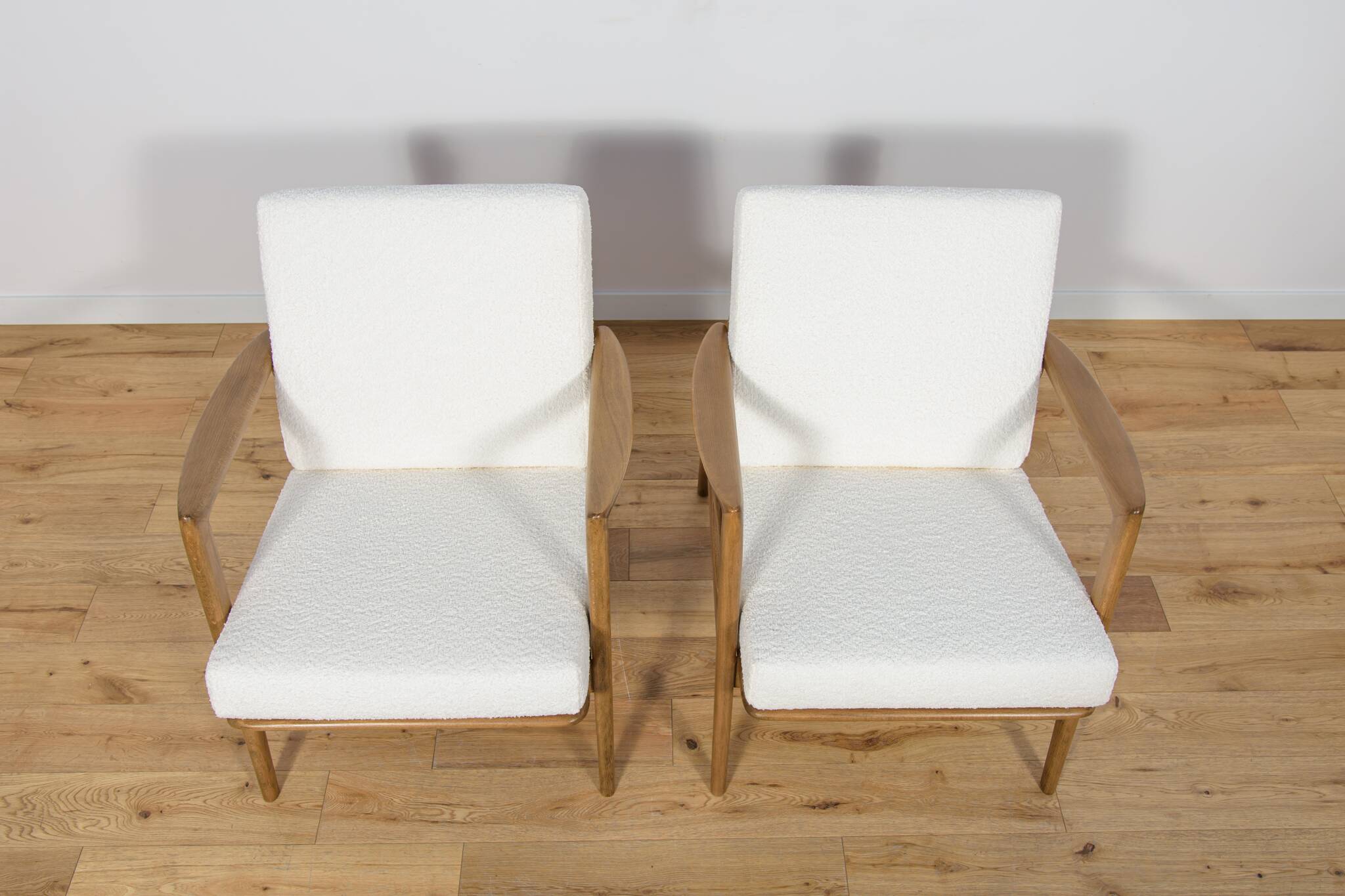 Mid-Century Model 300-139 Armchairs from Swarzędz Factory, 1960s, Set of 2
