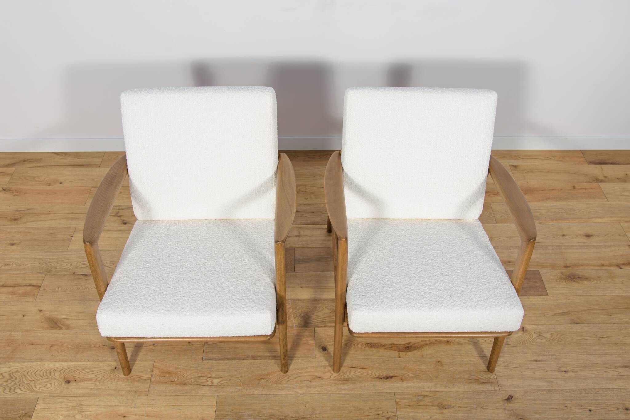Mid-Century Model 300-139 Armchairs from Swarzędz Factory, 1960s, Set of 2