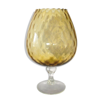 Coupe en verre ambrée