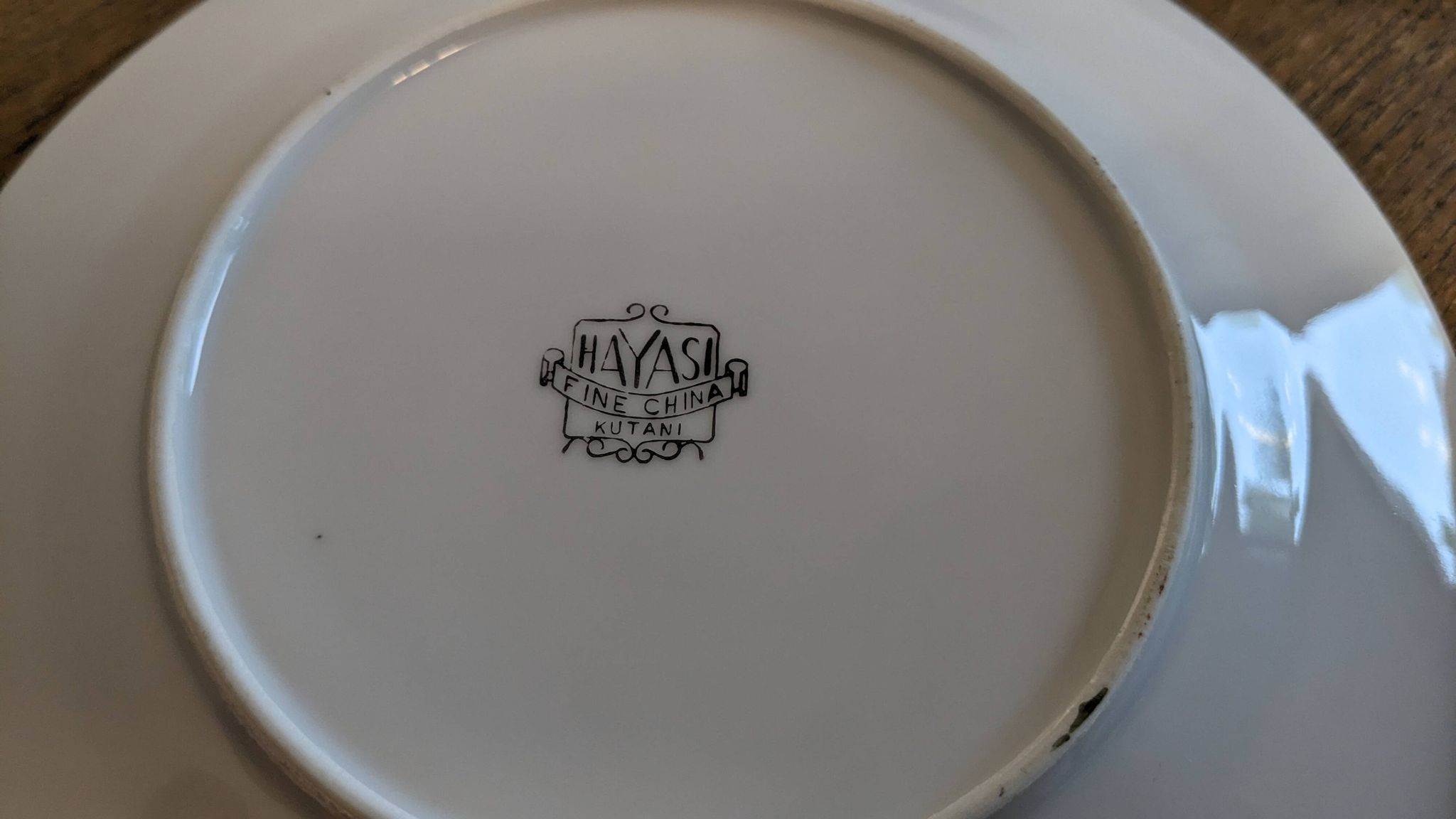 Ancienne assiette en porcelaine de Chine Hayasi Kutani