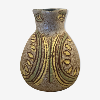 Owl pitcher Accolay