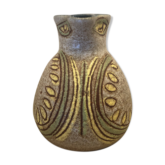 Owl pitcher Accolay