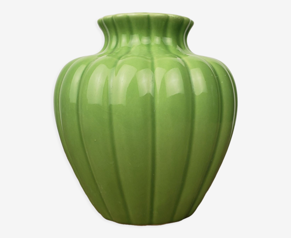 Vase en céramique vert