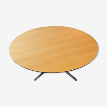 Round conference table by Florence Knoll for Knoll