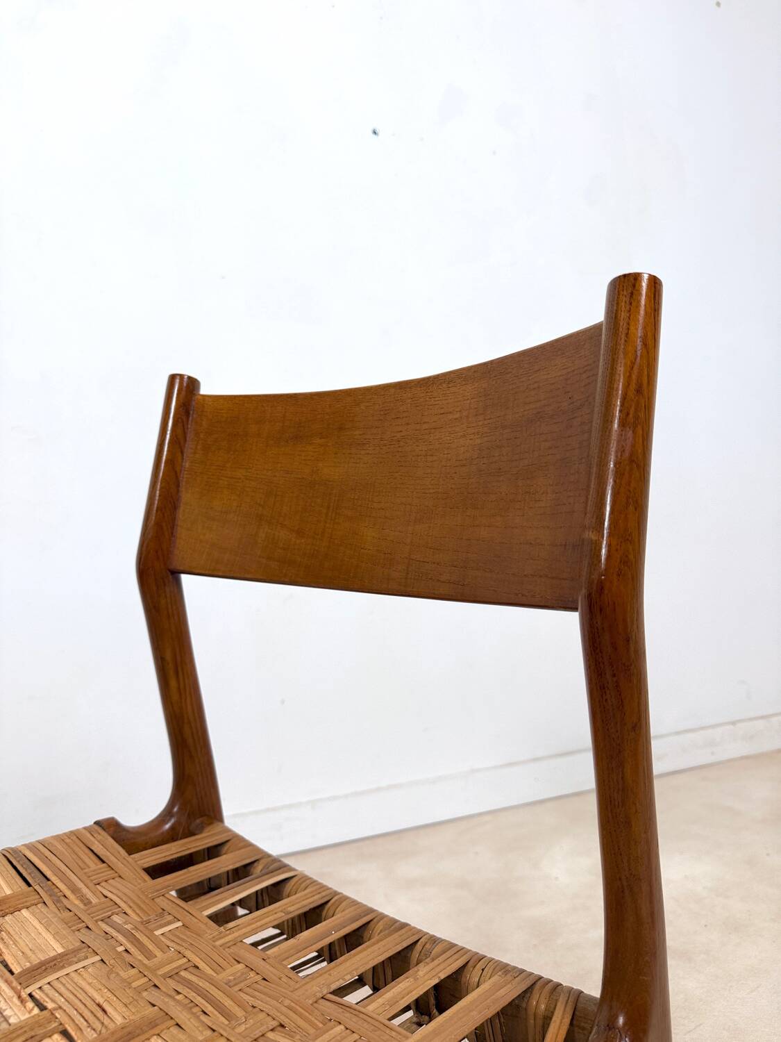 Set of 6 Gessef chairs model "Havana"
