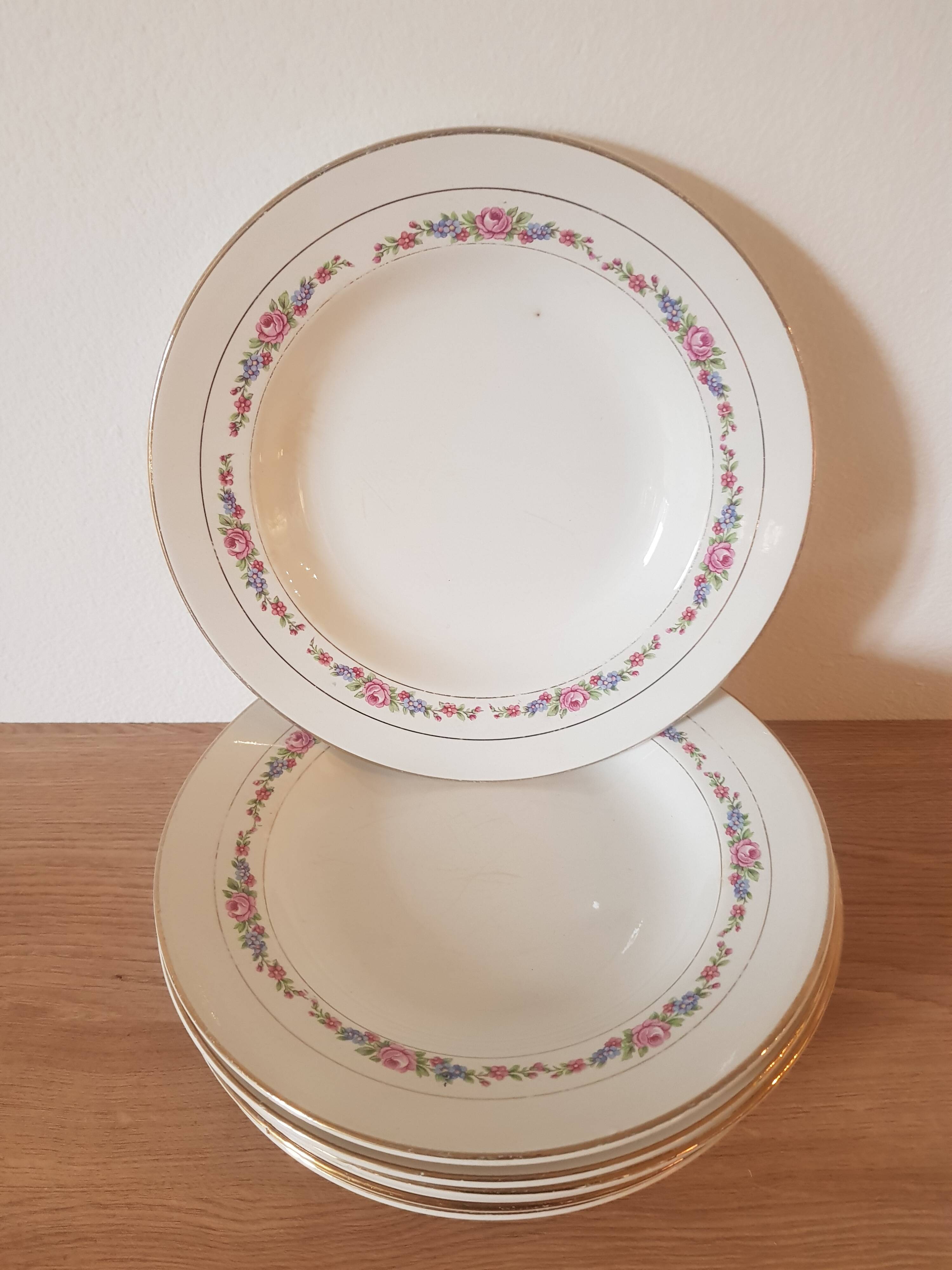 8 flowered soup plates L'amandinoise