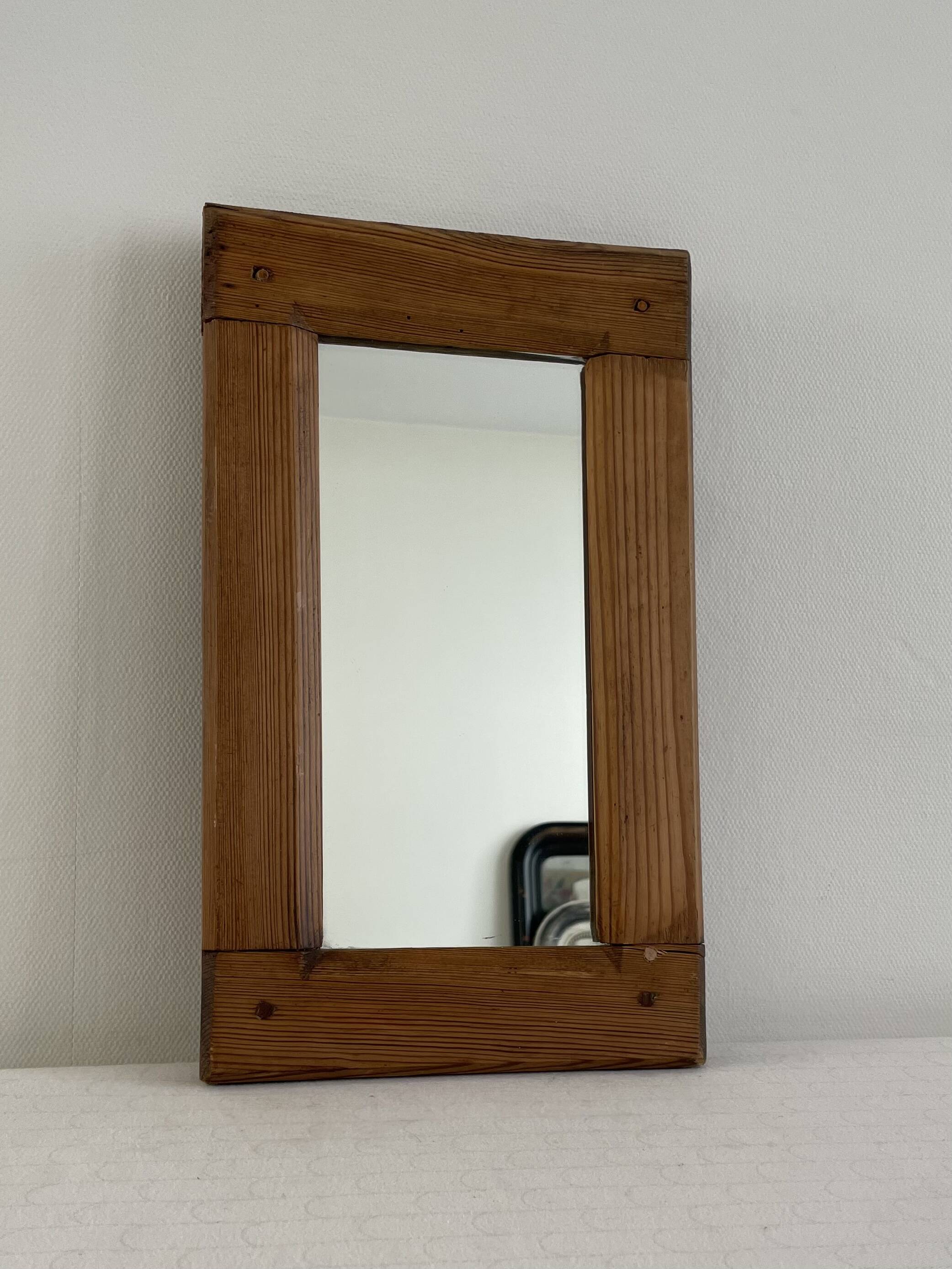 Antique pine mirror 22x34cm