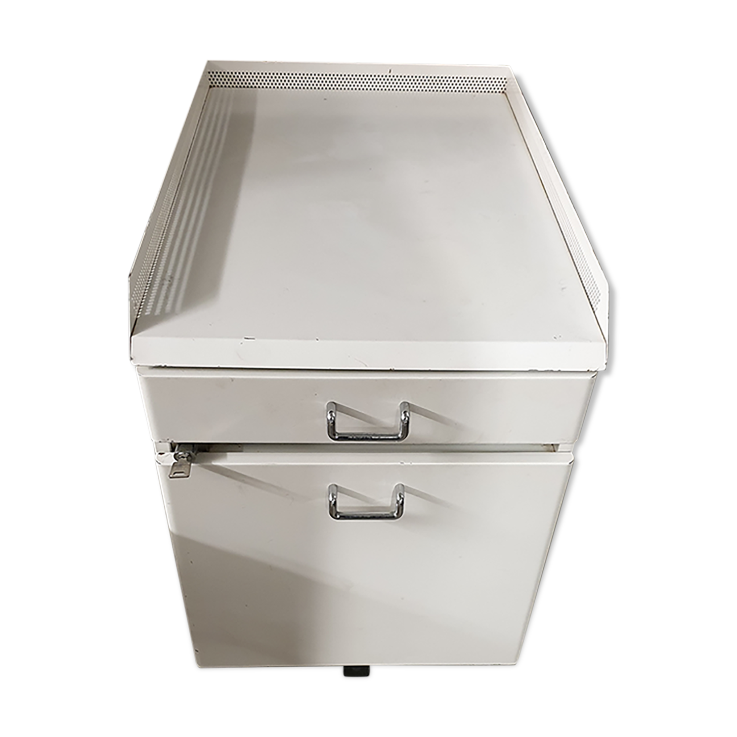 Metal office furniture