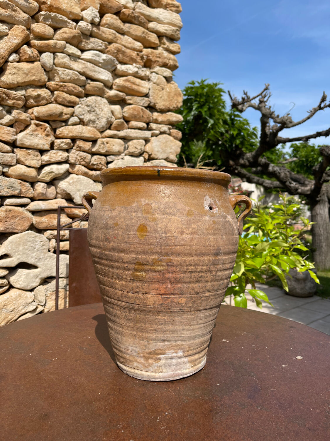 Ancient terracotta pottery jar