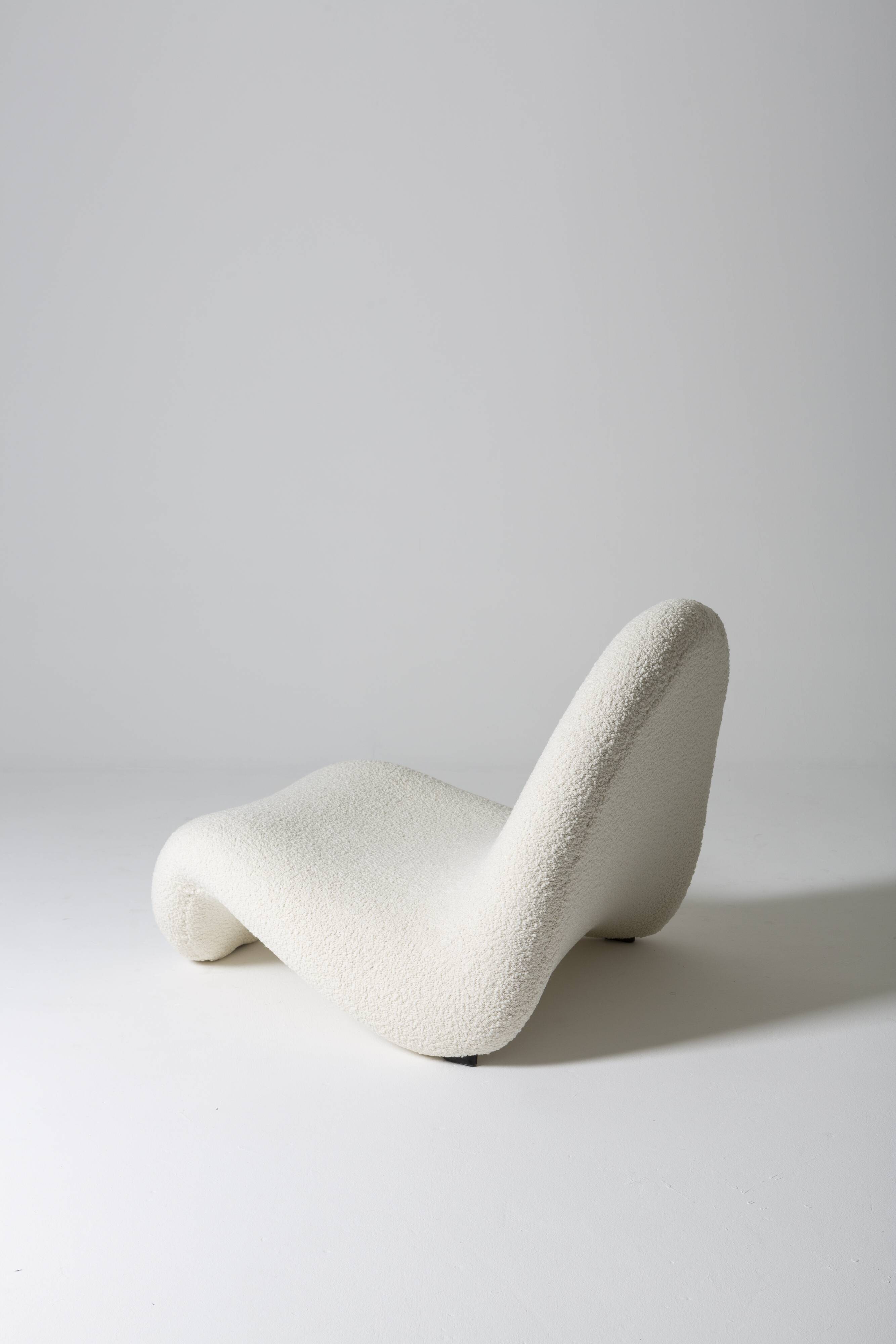 Armchair Tongue F577 by Pierre Paulin Artifort edition