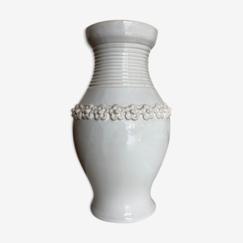 Vase en terre blanche vernissée 1960