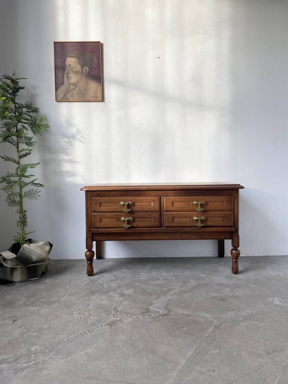 Guillerme and Chambron oak chest of drawers