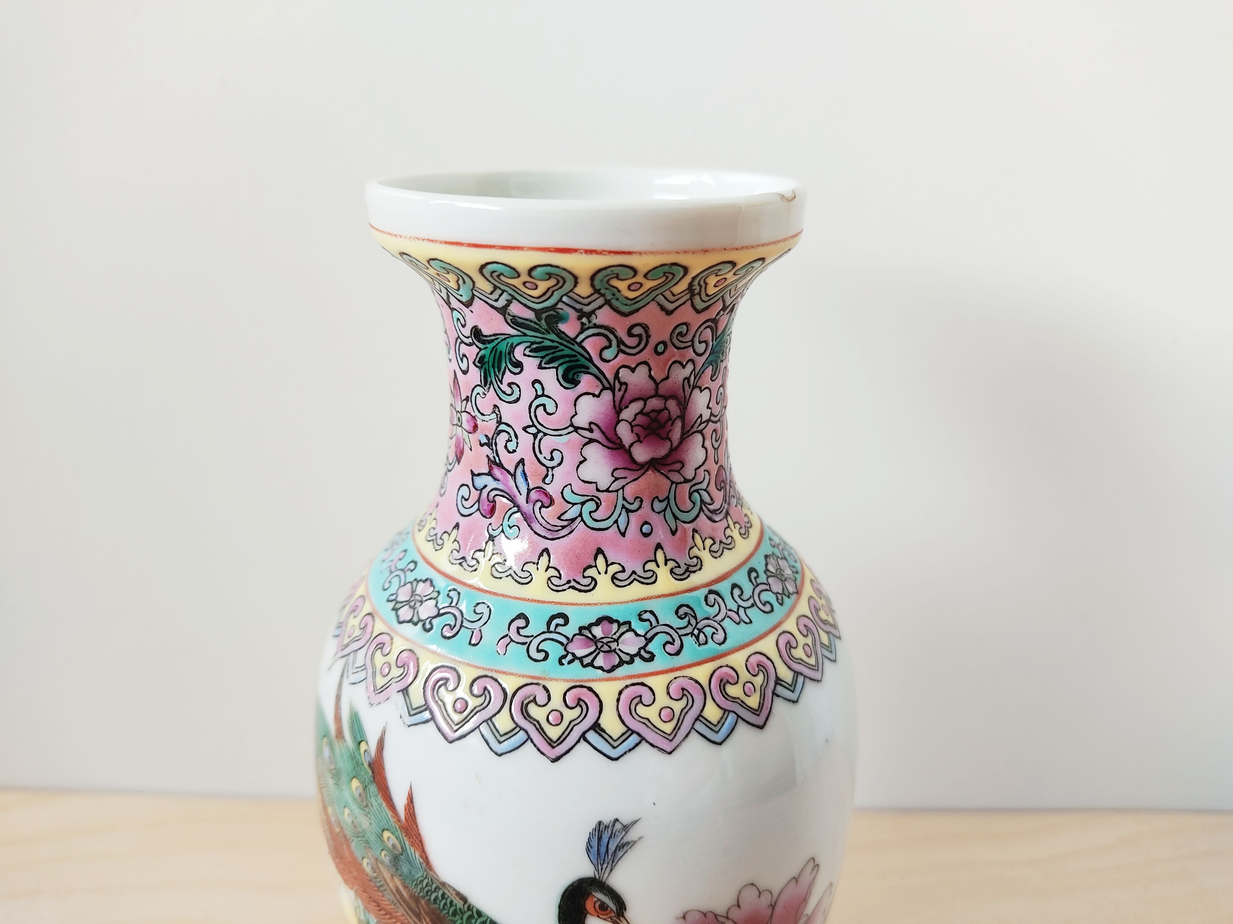 Chinese vase decorated with a peacock