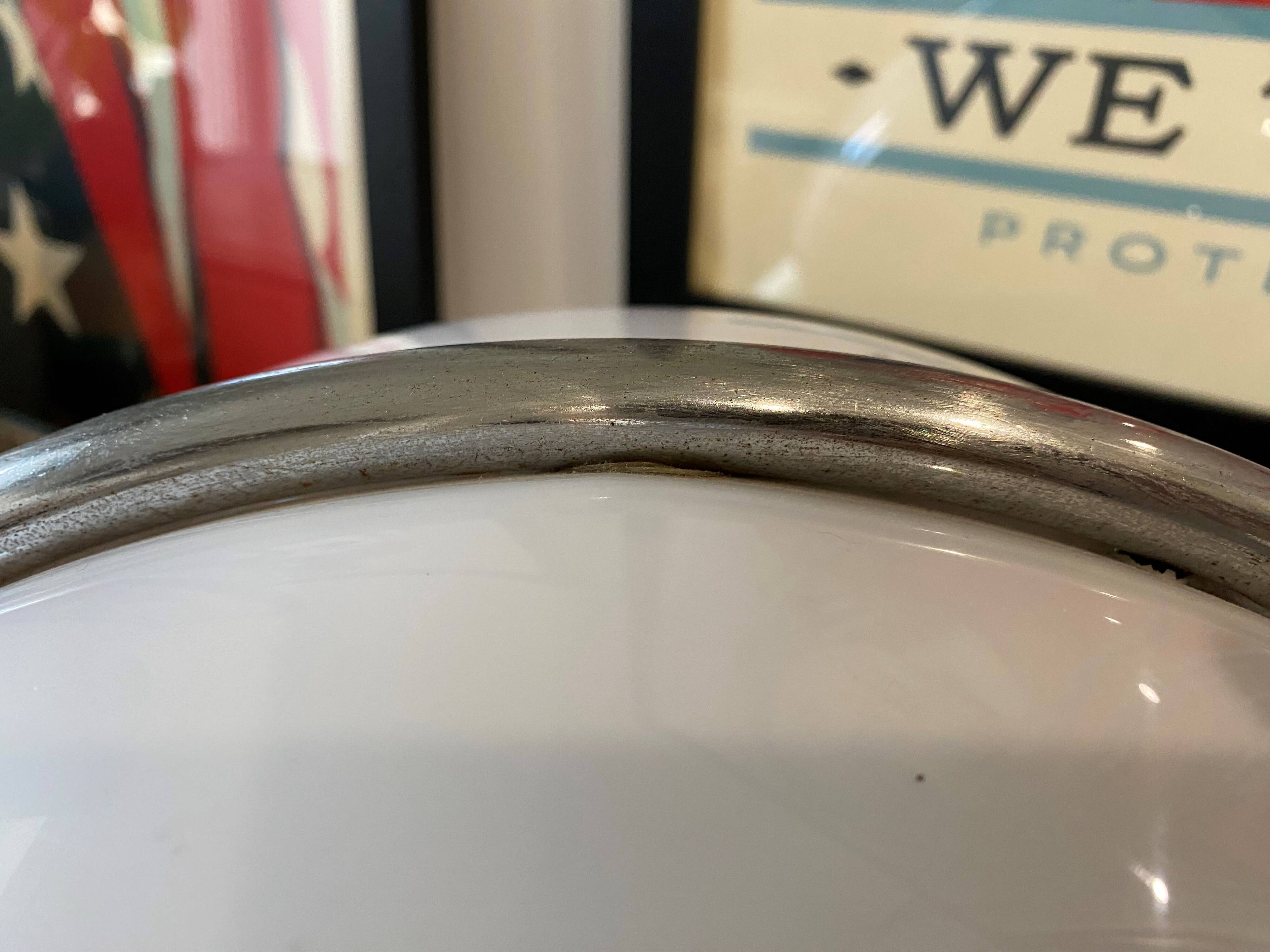 Shell lamp by Luigi Massoni and Luciano Bottura for Harvey Guzzini 1960 vintage